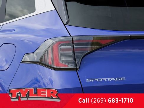 New 2026 Kia Sportage EX FWD image 12