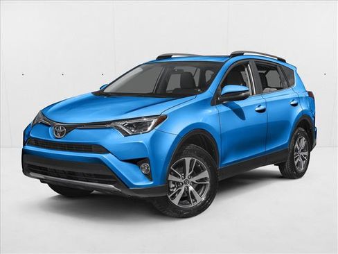 Used 2017 Toyota RAV4 XLE AWD/4WD image 1