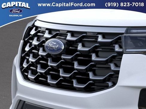 New 2026 Ford Explorer Platinum RWD image 17