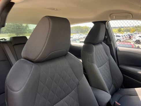 Used 2022 Toyota Corolla LE w/ LE Convenience Package FWD image 30