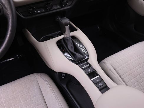 Certified 2023 Honda HR-V LX image 13