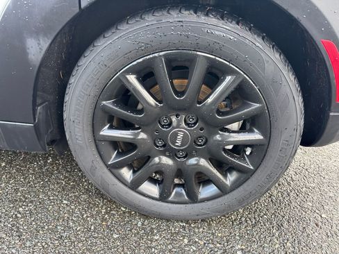 Used 2016 MINI Cooper 4-Door Hardtop image 9