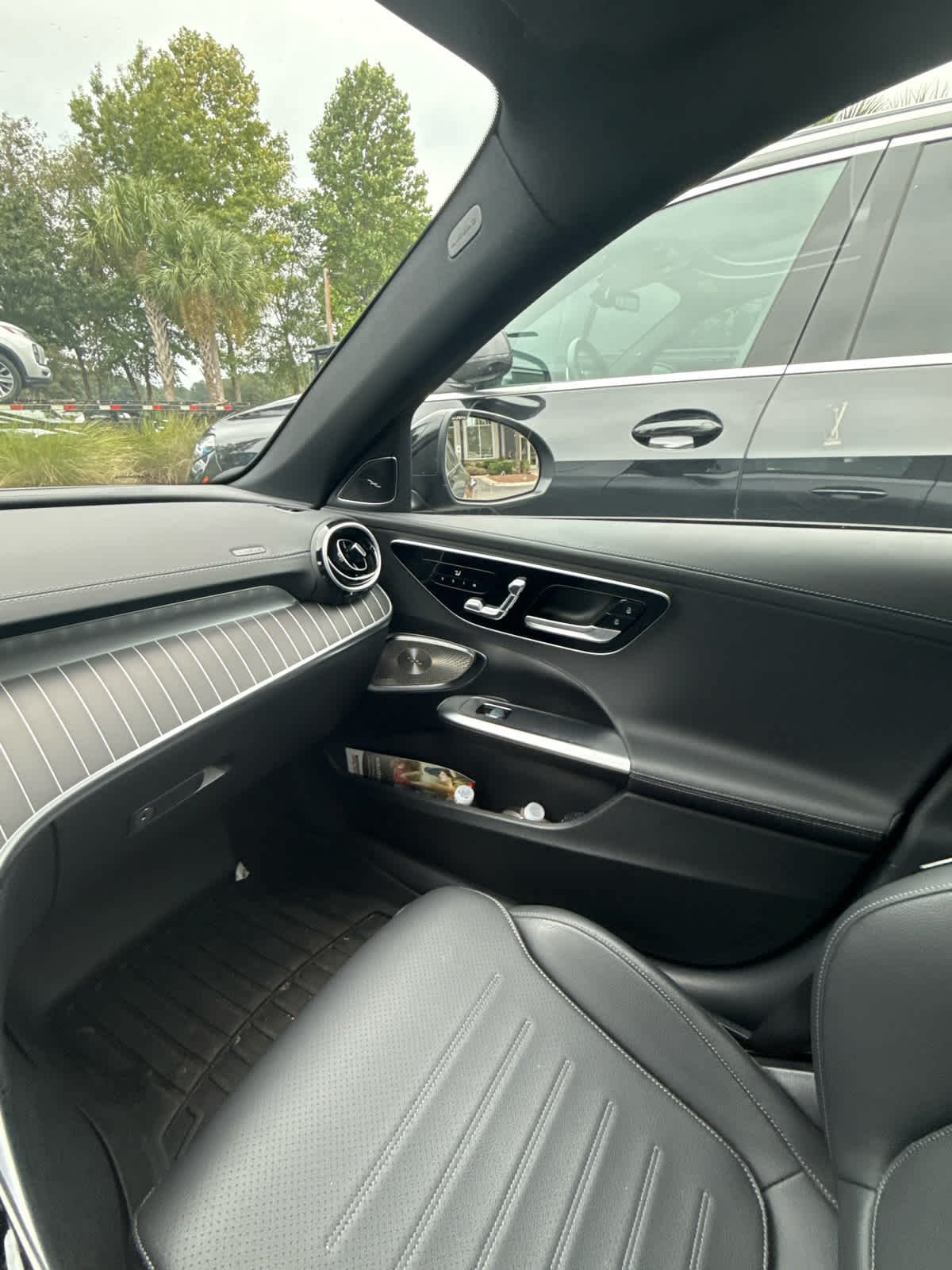 Used 2024 Mercedes-Benz C 300 Sedan image 26