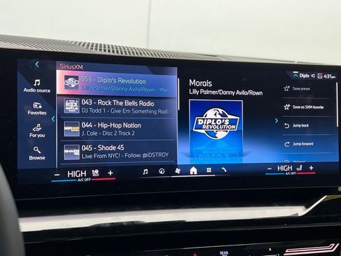 Certified 2025 BMW 530i w/ Premium Package image 13