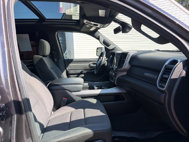 Used 2022 RAM 1500 Big Horn AWD/4WD image 30