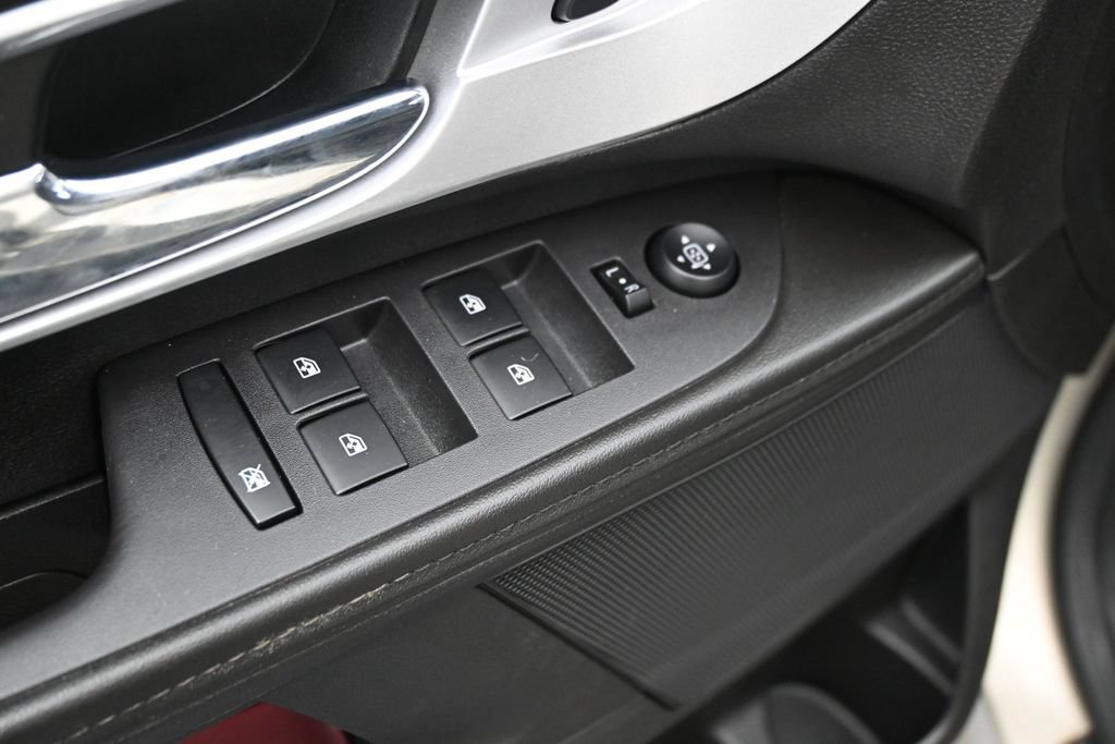 Used 2014 Chevrolet Equinox LS FWD image 7