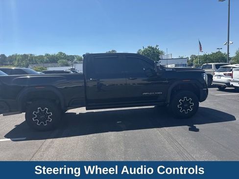 Used 2024 GMC Sierra 2500 AT4X image 6
