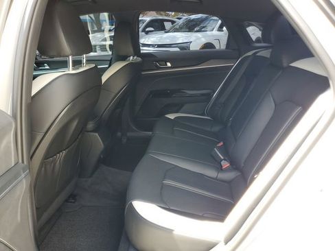 Used 2025 Kia K5 GT-Line image 10