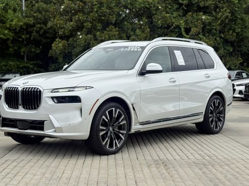 Certified 2024 BMW X7 xDrive40i AWD/4WD image 2