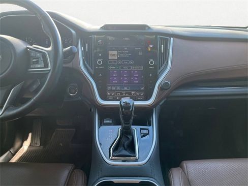 Used 2022 Subaru Outback Touring image 12