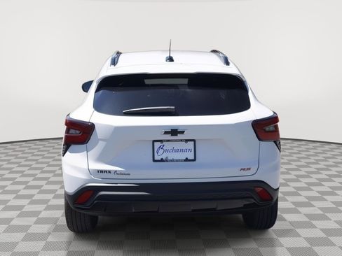 New 2026 Chevrolet Trax RS FWD image 4