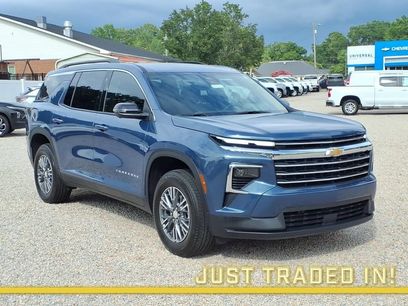 Used 2026 Chevrolet Traverse LT w/ Driver Confidence Package