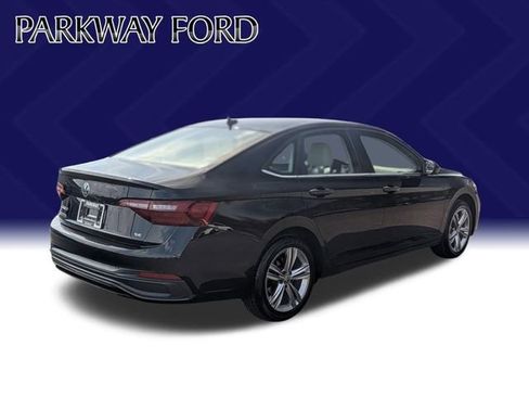 Used 2022 Volkswagen Jetta SE image 5