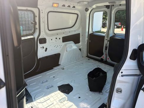 Used 2022 RAM ProMaster City Tradesman FWD image 22