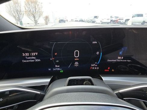 Used 2024 Cadillac Lyriq Sport image 29