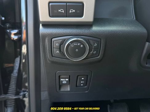 Used 2020 Ford F150 Lariat w/ Equipment Group 502A Luxury AWD/4WD image 17