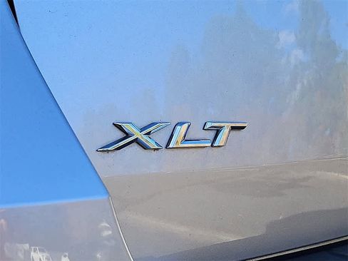 Used 2021 Ford Explorer XLT w/ Equipment Group 202A image 27