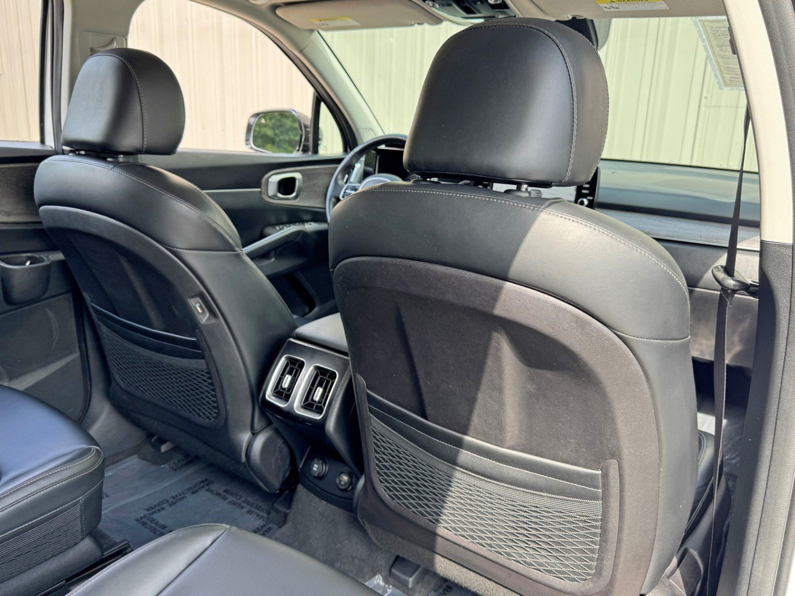 Used 2022 Kia Sorento EX w/ Panoramic Sunroof Package FWD image 35