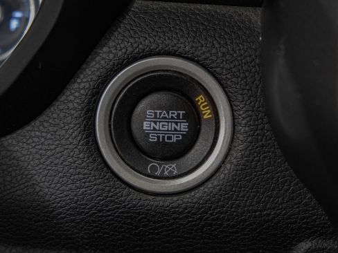 Used 2022 RAM 2500 Lone Star w/ Lone Star Silver Edition AWD/4WD image 21