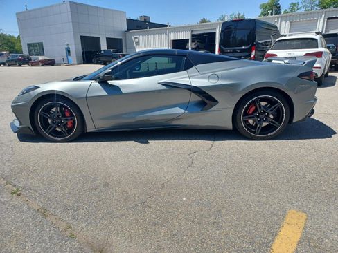 Used 2022 Chevrolet Corvette Stingray Premium Conv w/ Z51 Performance Package RWD image 6