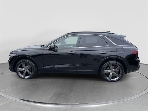 Certified 2024 Genesis GV70 3.5T Sport w/ Sport Prestige Package image 4