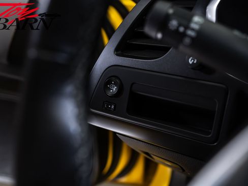 Used 2019 Chevrolet Corvette Grand Sport w/ Carbon Flash Badge Package RWD image 32