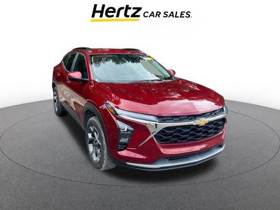 Used 2025 Chevrolet Trax LT