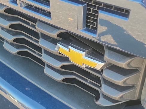 Used 2021 Chevrolet Silverado 1500 Custom image 6