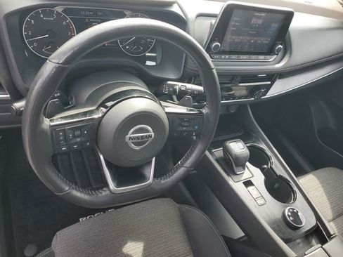 Used 2021 Nissan Rogue SV AWD/4WD image 18