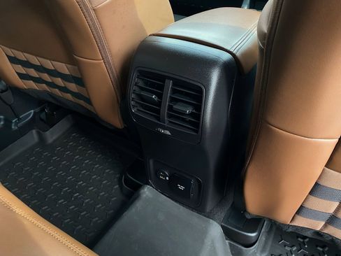 Used 2024 Ford Bronco Sport Outer Banks w/ Tech Package image 28