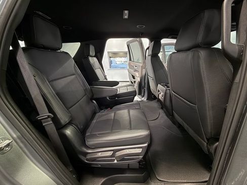 Certified 2025 GMC Yukon Denali image 13