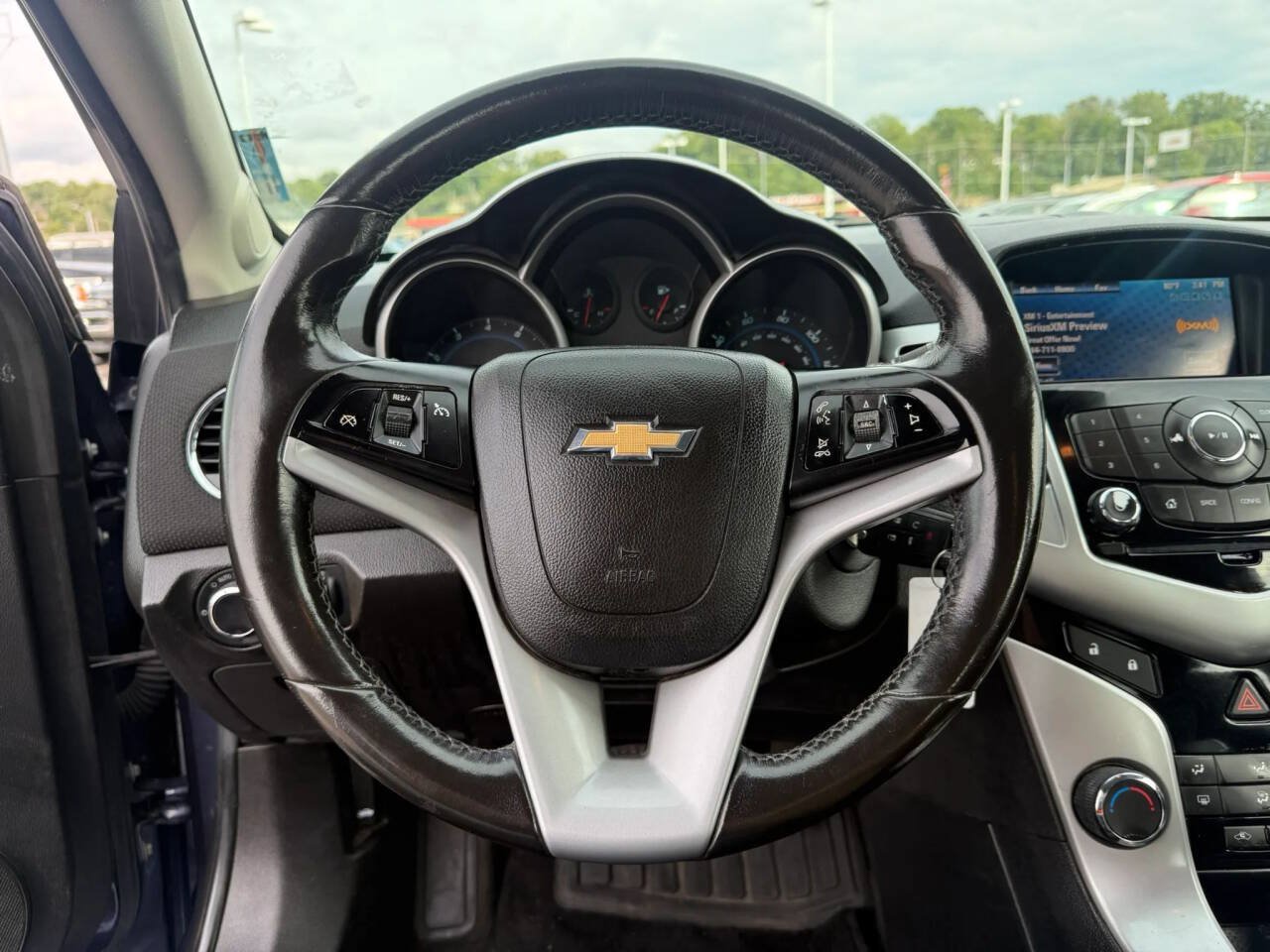 Used 2014 Chevrolet Cruze LT FWD image 13