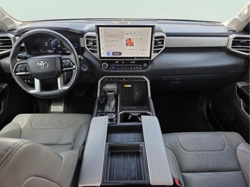 Used 2023 Toyota Tundra Limited AWD/4WD image 10