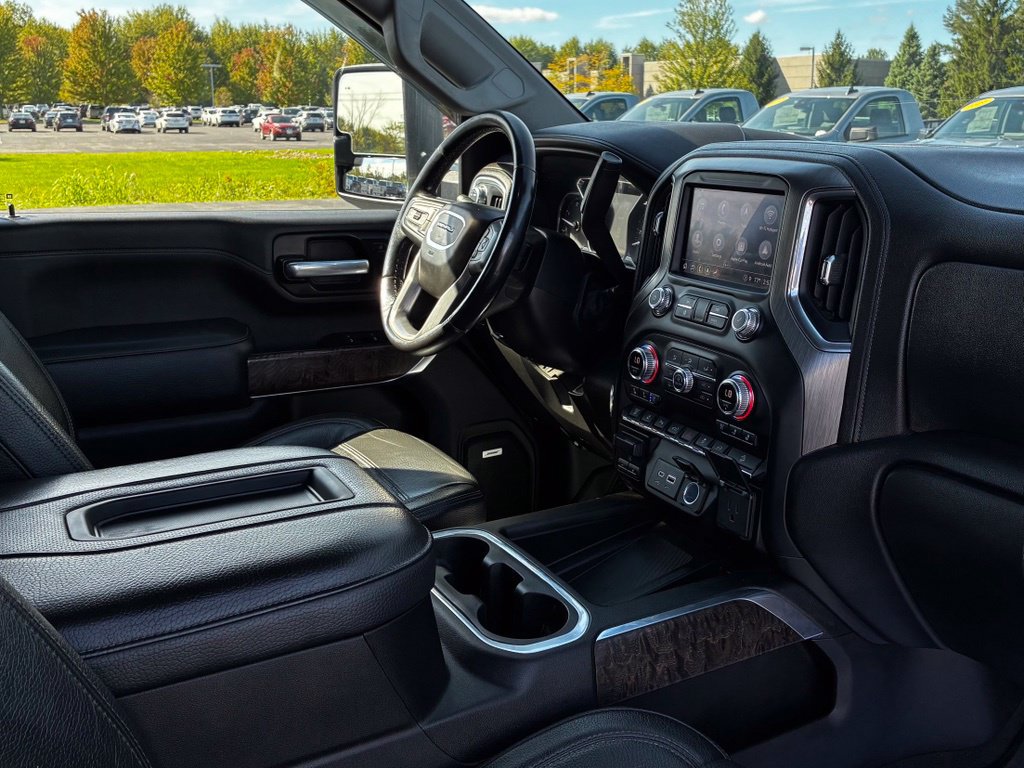 Used 2021 GMC Sierra 2500 Denali w/ Denali Ultimate Package AWD/4WD image 28