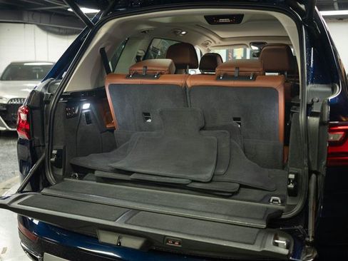 Used 2021 BMW X7 xDrive40i w/ Premium Package AWD/4WD image 7