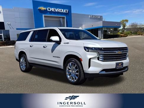 Used 2022 Chevrolet Suburban High Country w/ Max Trailering Package AWD/4WD image 1