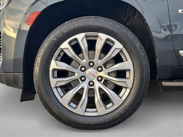 Used 2021 GMC Yukon Denali w/ Advanced Technology Package RWD image 24