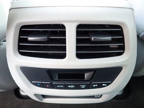 Used 2022 Honda Pilot Special Edition image 19