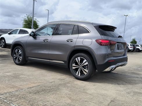 New 2026 Mercedes-Benz GLA 250 image 3