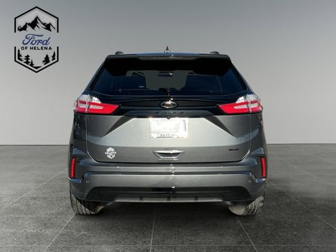 Certified 2022 Ford Edge SE w/ Black Appearance Package AWD/4WD image 4