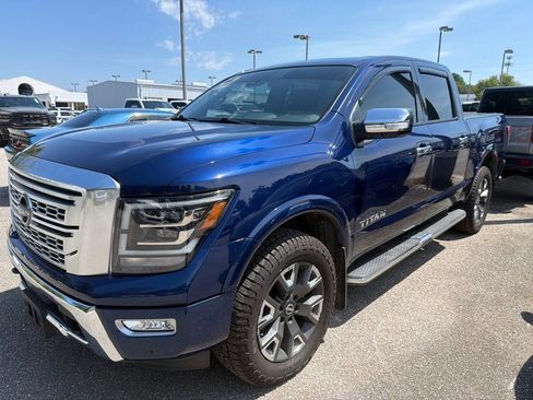 Used 2023 Nissan Titan Platinum Reserve w/ Moonroof Package AWD/4WD image 3