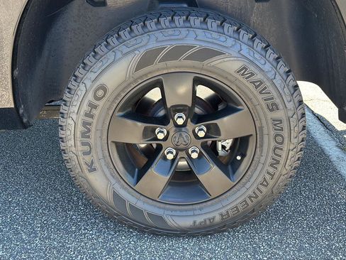 Used 2022 RAM 1500 Tradesman w/ Electronics Group RWD image 7