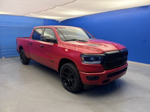 Used 2024 RAM 1500 Laramie AWD/4WD image 2