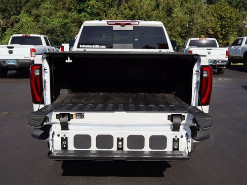Certified 2024 GMC Sierra 2500 Denali w/ Denali Reserve Package AWD/4WD image 28
