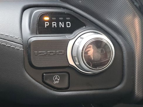 Used 2022 RAM 1500 Limited image 33