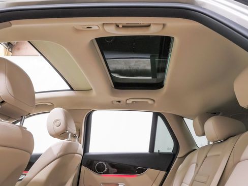 Used 2021 Mercedes-Benz GLC 300 image 12