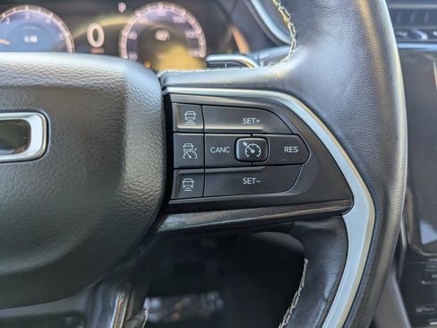 Used 2021 Jeep Grand Cherokee L Laredo w/ Luxury Tech Group I image 29