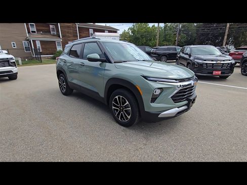 New 2026 Chevrolet TrailBlazer LT w/ LT Cold Weather Package image 2