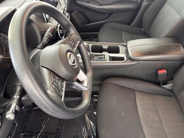 Used 2024 Nissan Sentra SV FWD image 20