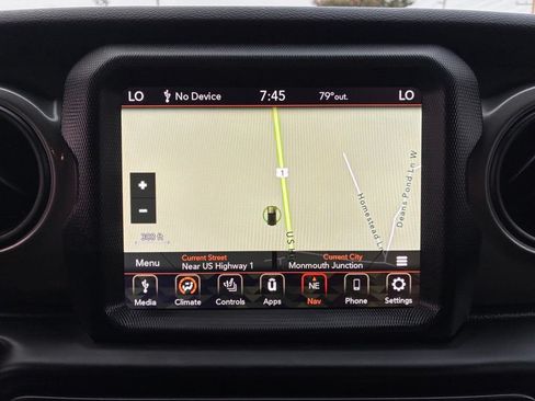 Used 2022 Jeep Wrangler Unlimited Sport w/ Sun And Sound Package AWD/4WD image 31